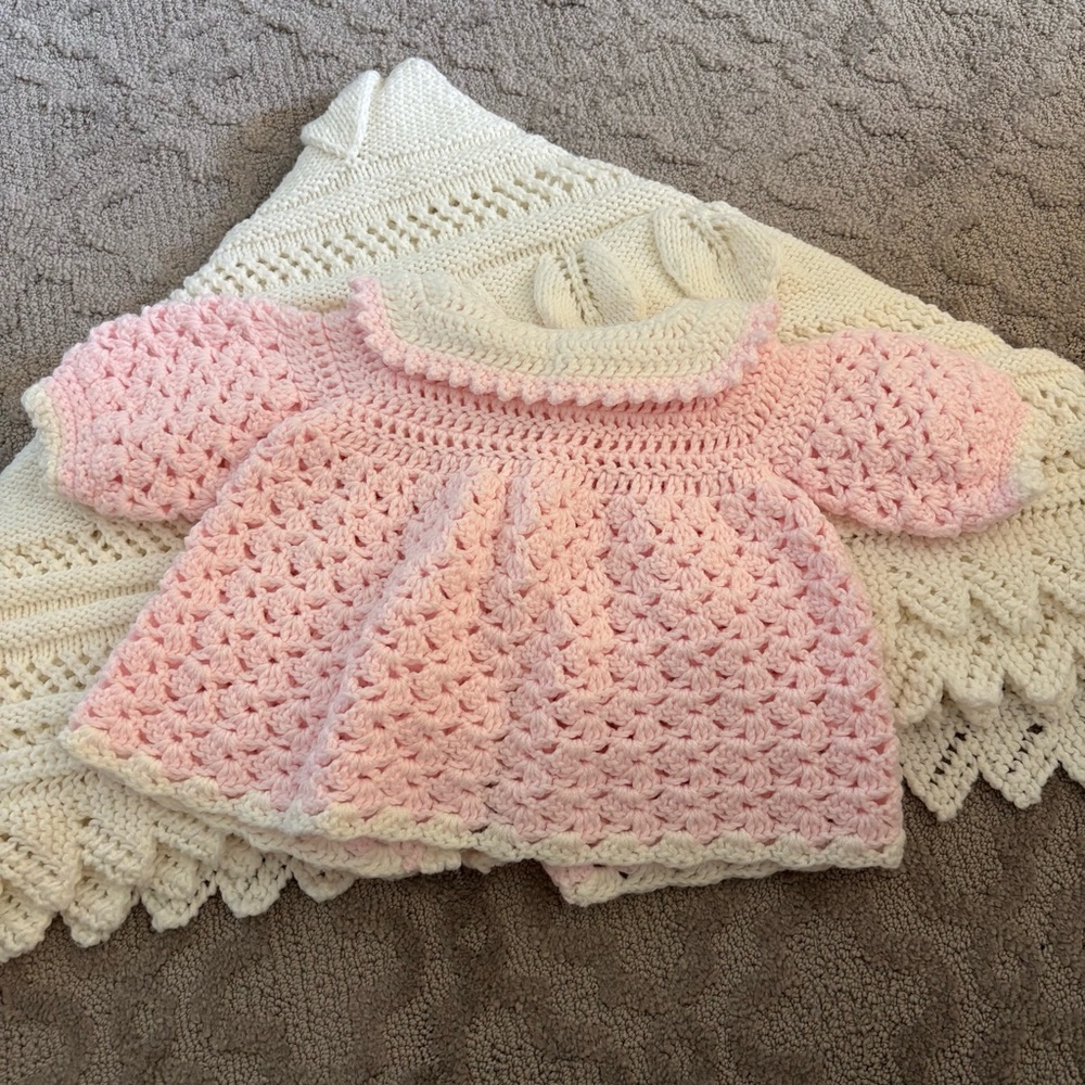 Crochet Baby Girl Bundle Baby Blanket Sweater toddler Newborn Infant Shower Gift - Picture 4 of 6